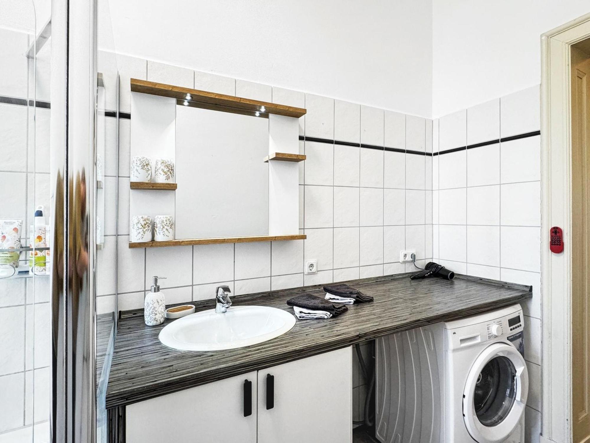 Ferienwohnung Villa Nieske - Jugendstil Denkmal, Free Wlan & Parken, Self Check-In, Smart-Tv Herzberg  Ngoại thất bức ảnh